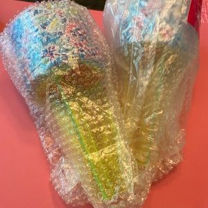 Lilly Pulitzer “Beach Buddy” beach cup holders. Quantity 2